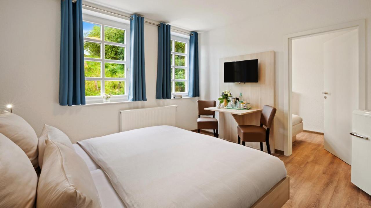 Hotel Deichinsel ชิลลิคช์ ภายนอก รูปภาพ