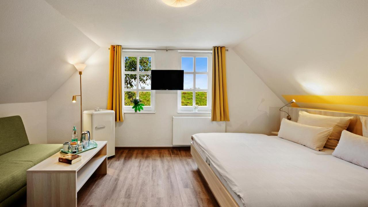 Hotel Deichinsel ชิลลิคช์ ภายนอก รูปภาพ