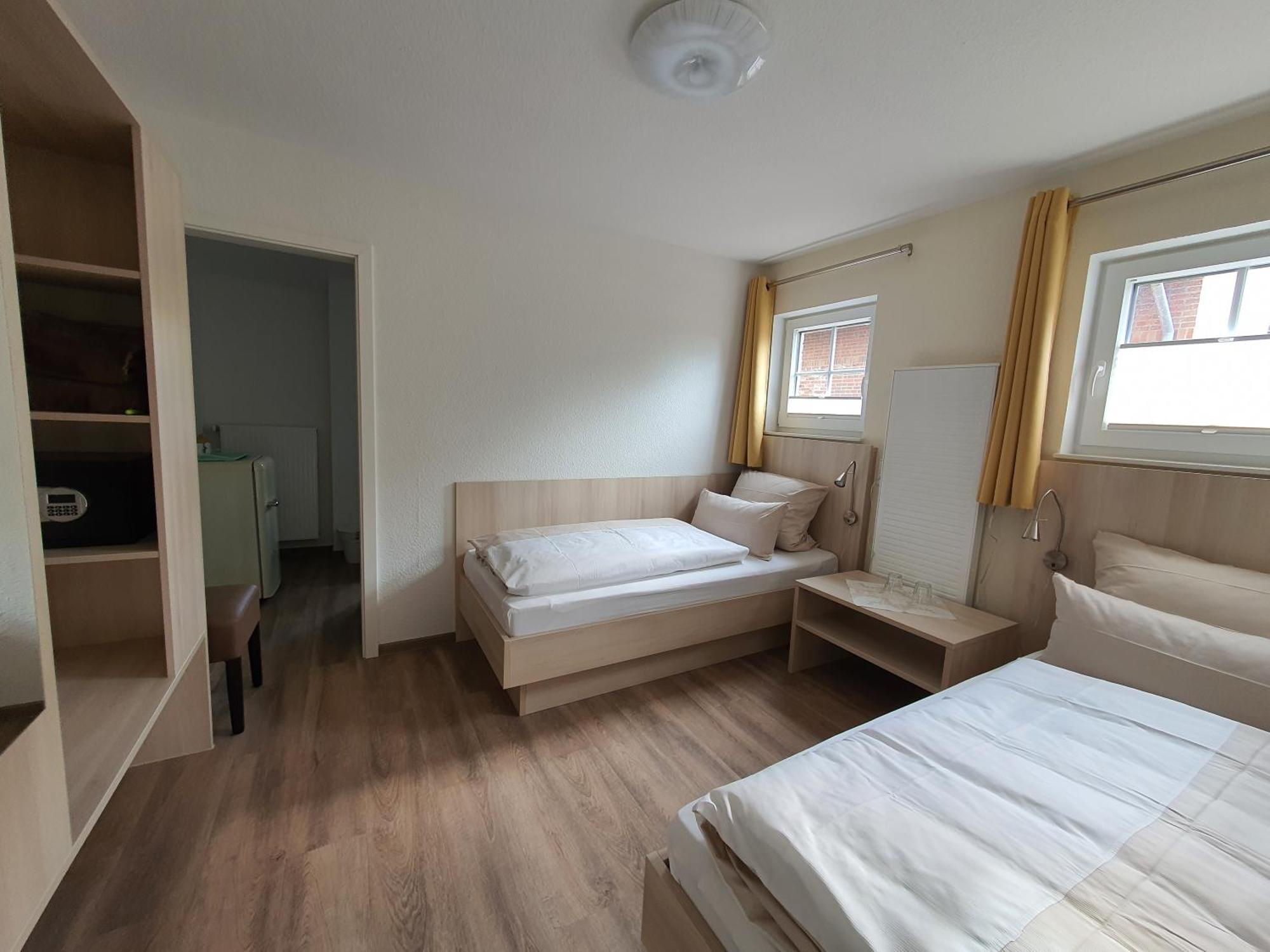 Hotel Deichinsel ชิลลิคช์ ภายนอก รูปภาพ